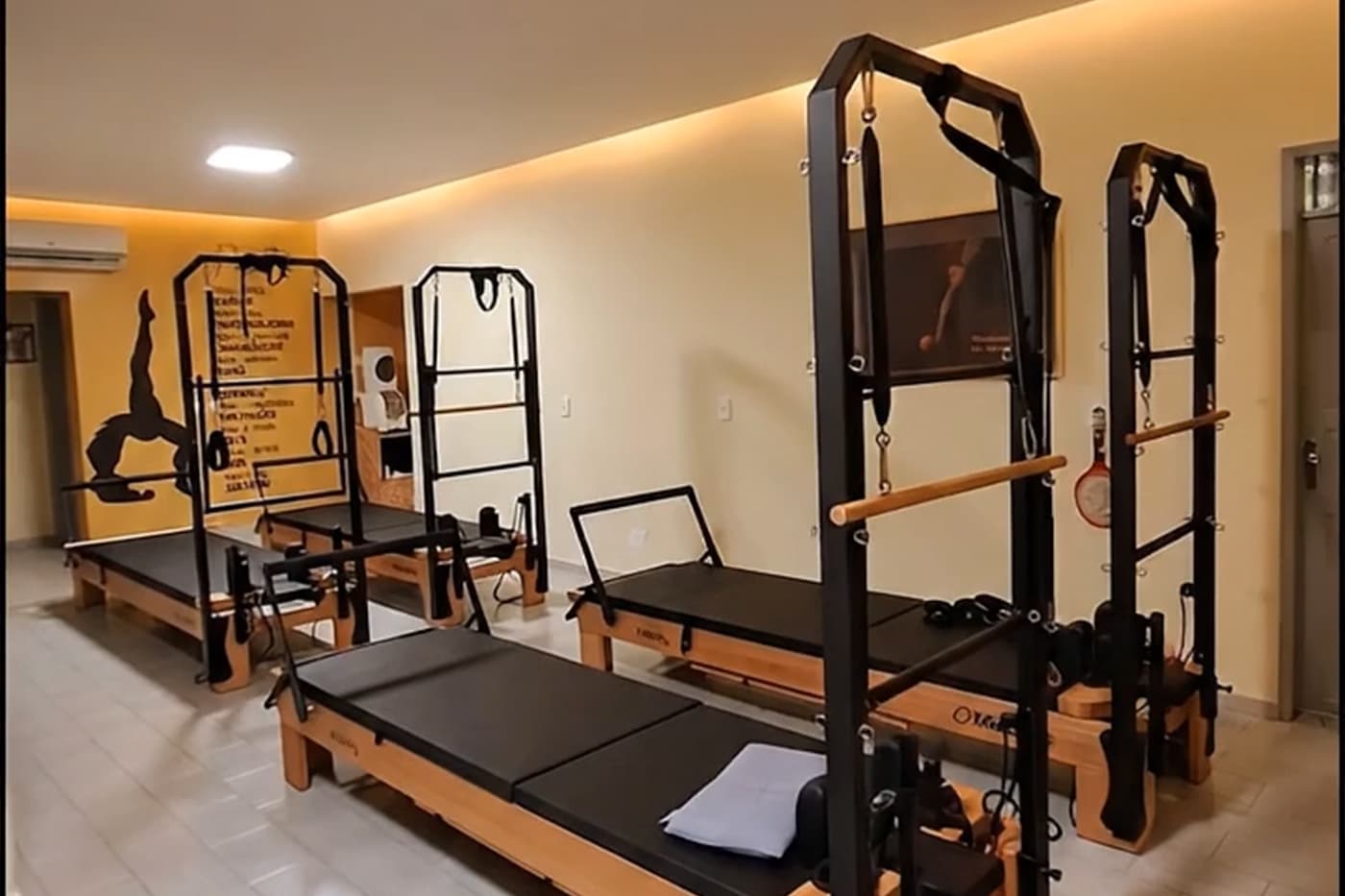 Equipamentos de Pilates do Instituto Alcimara Morais